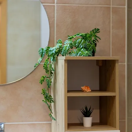 Modern Vienna Gate With Balcony & Free Parking Apartment Pressburg